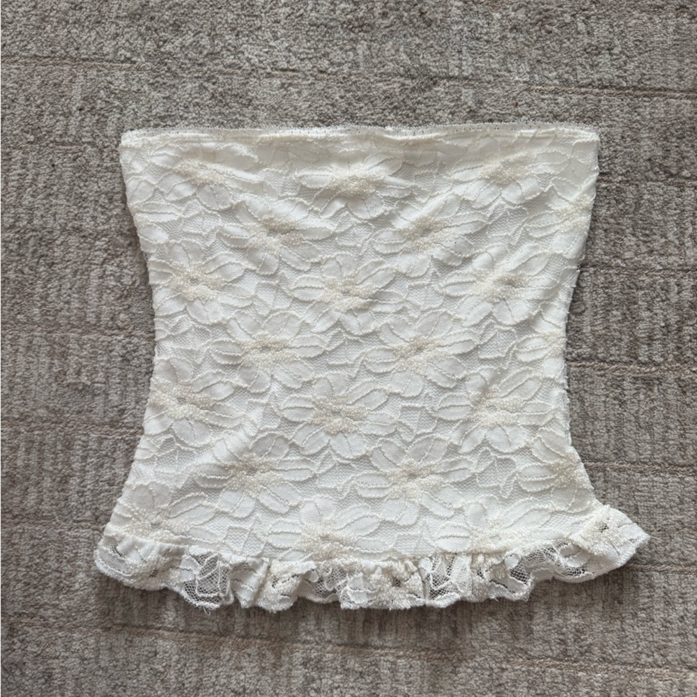 White Lace Ruffled Tube Top